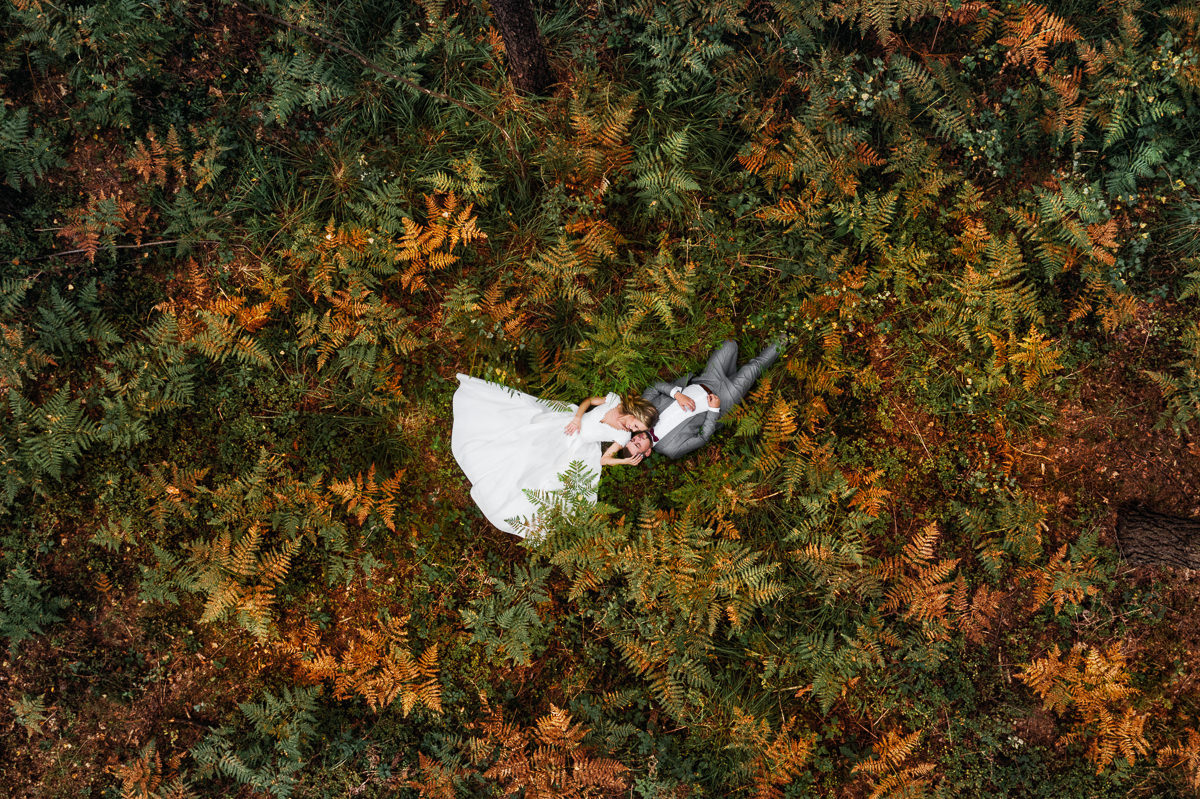 dron w fotografii ślubnej